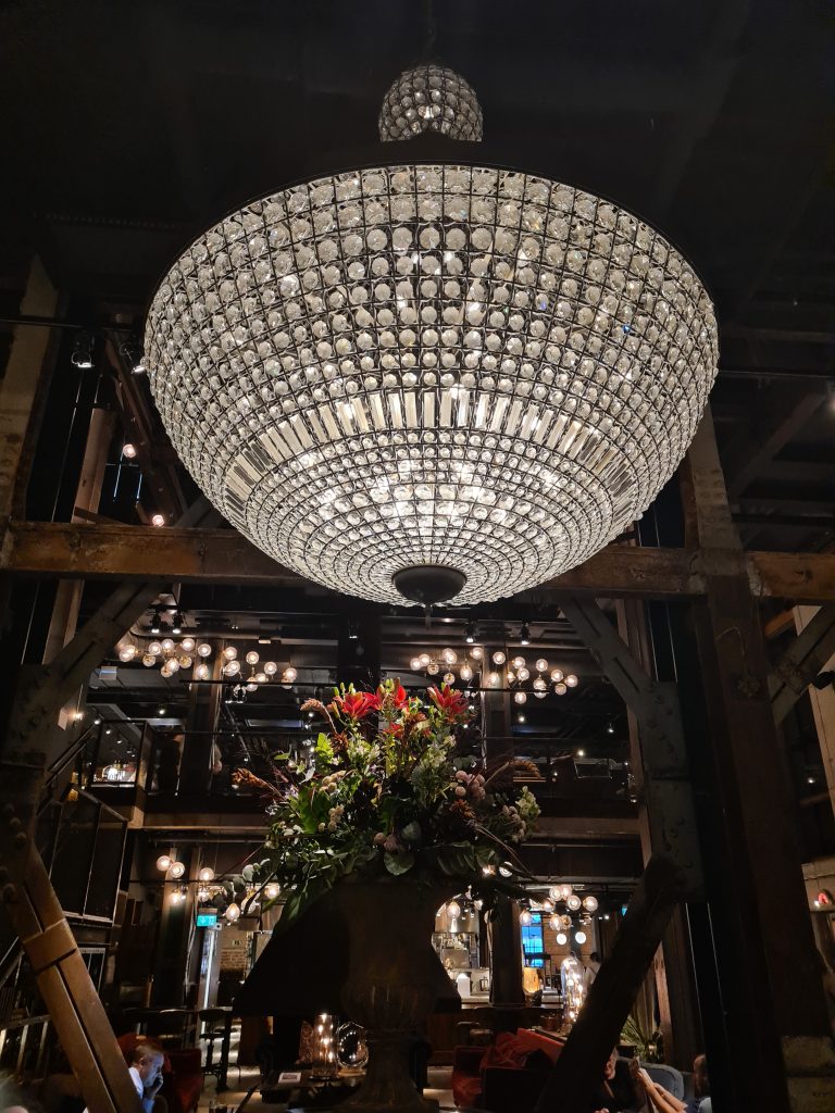 Vid hotellvistelse, med lånebil - bild i artikeln från OurBackyardEurope