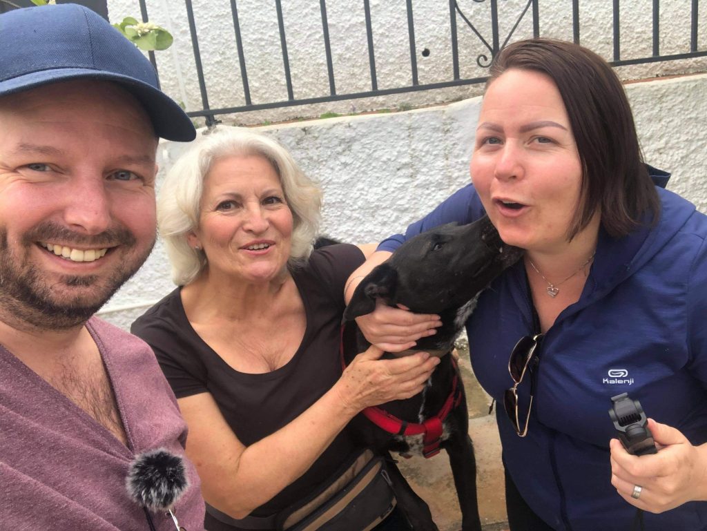 Nu har vi äntligen hämtat vår hund :) - bild i artikeln från OurBackyardEurope